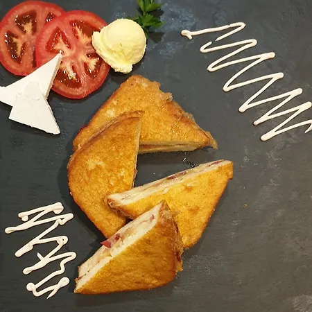 Sunny Hill Garden Frühstückspension 3*